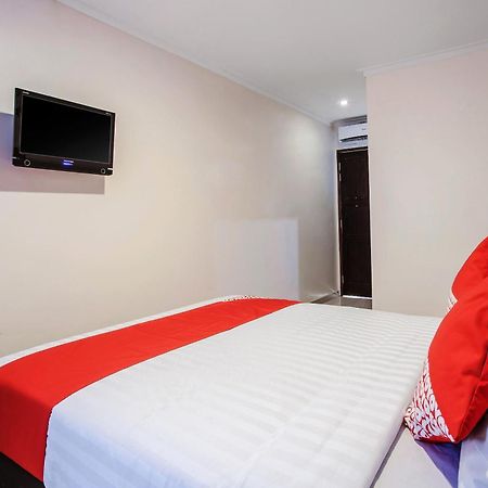 Super Oyo Capital O 134 Lg Residence Surabaya Exterior photo