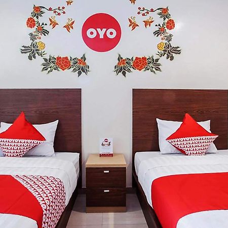 Super Oyo Capital O 134 Lg Residence Surabaya Exterior photo