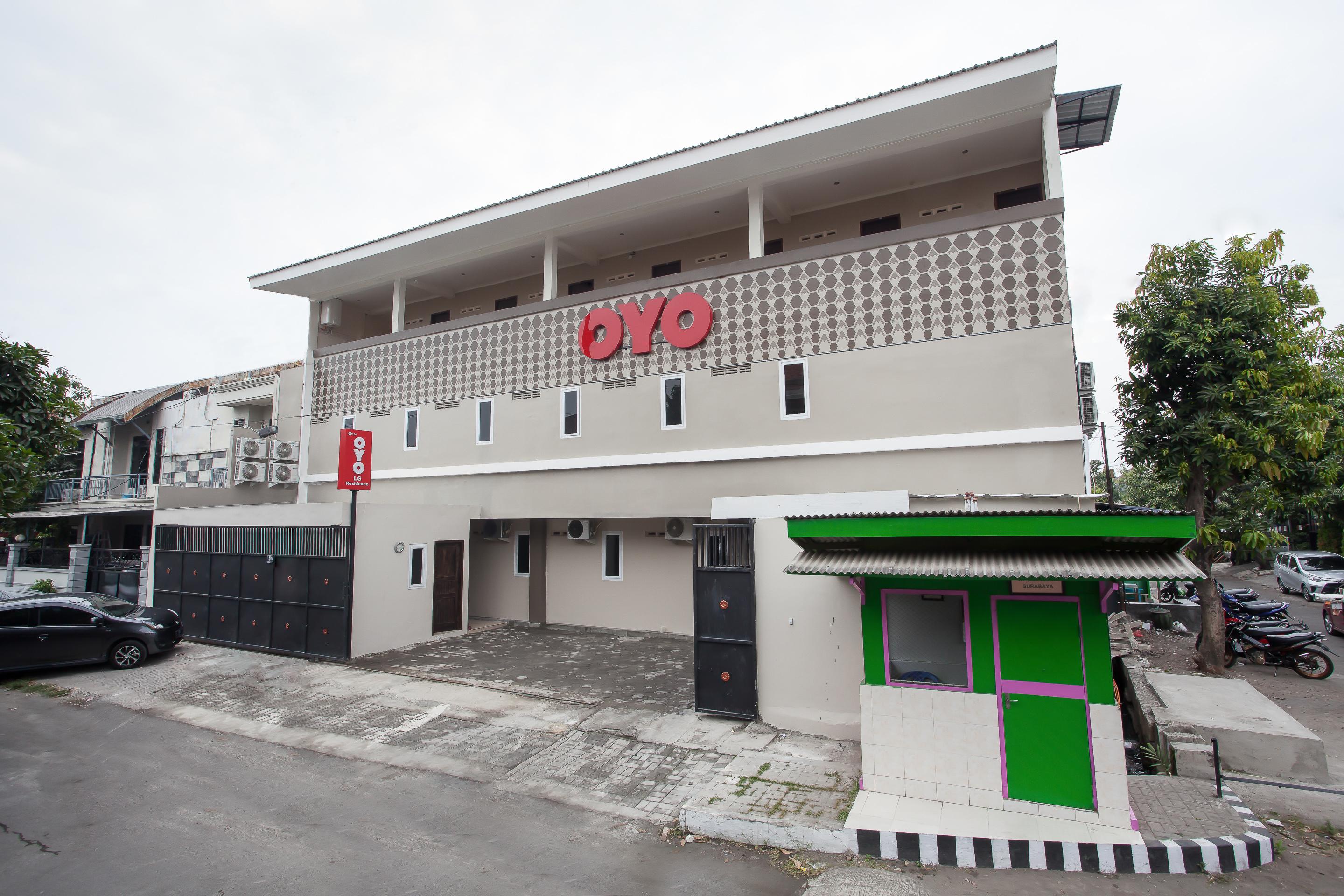 Super Oyo Capital O 134 Lg Residence Surabaya Exterior photo