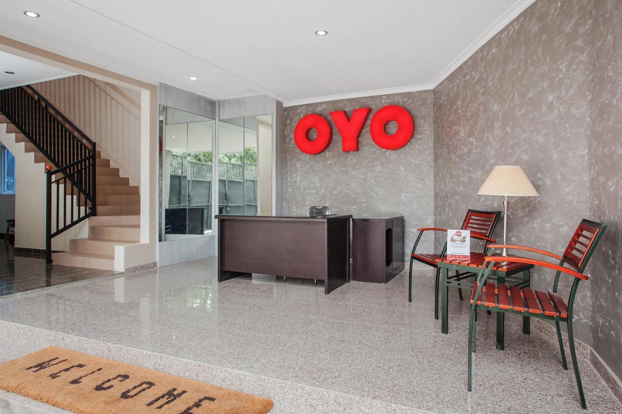 Super Oyo Capital O 134 Lg Residence Surabaya Exterior photo