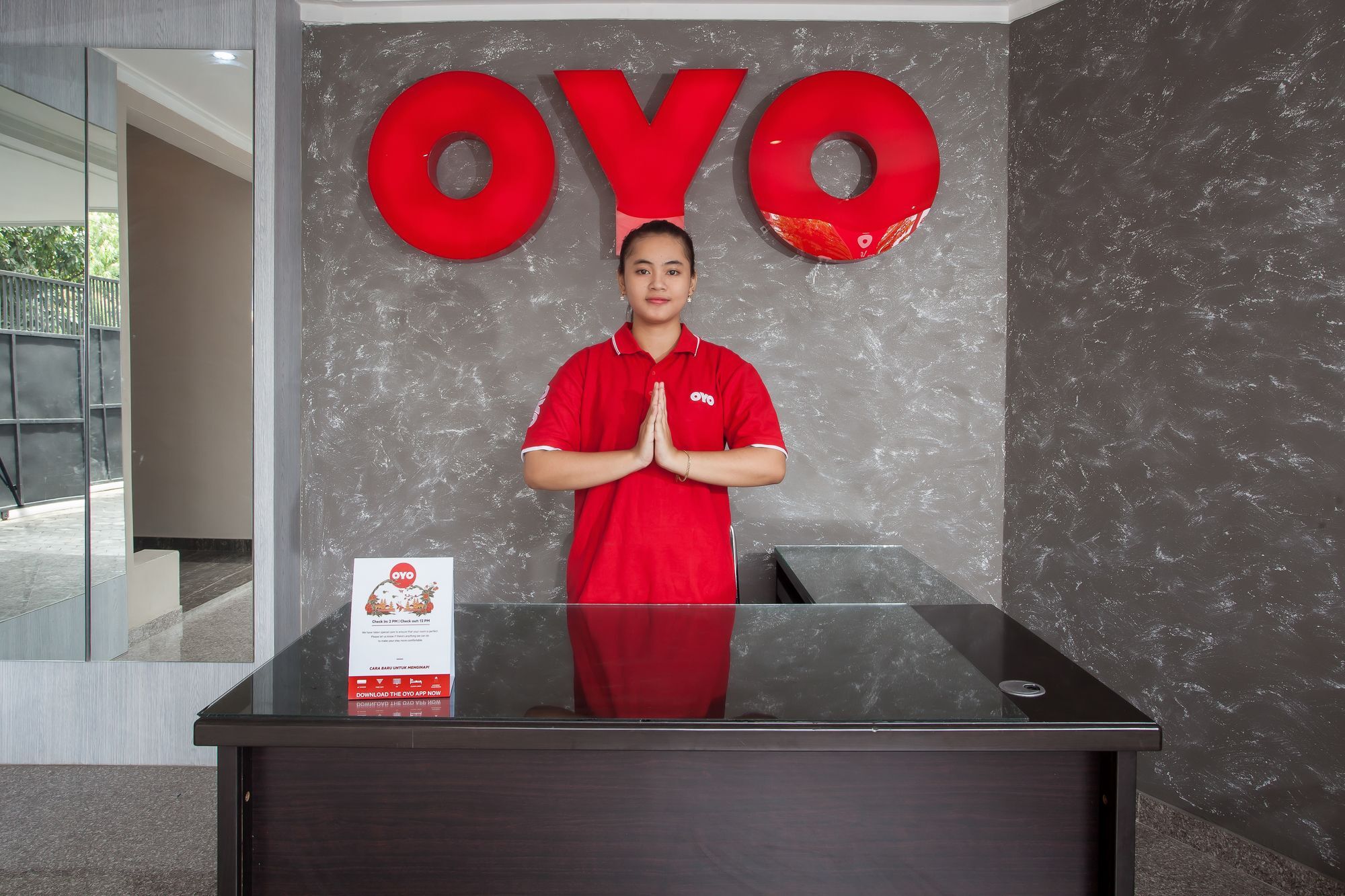 Super Oyo Capital O 134 Lg Residence Surabaya Exterior photo